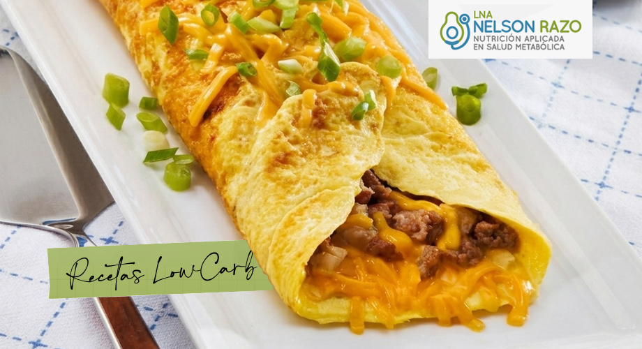 Omelet de Salchicha y Queso Cheddar